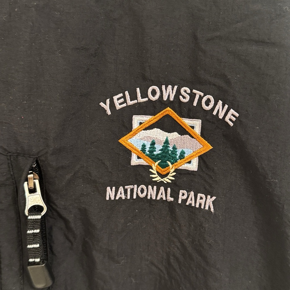 YELLOWSTONE National Park Fleece Jacket Size XXL EUC - Picture 3 of 7